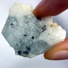 Bra Pris Stor Transparent Akvamarin 153 carat Naturlig Kristall från Skardu Pakistan Köp Nu!