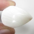 (bild för) Bra Pris Mycket Fin Intressant Scolecit 30,21 carat Dropp Cabochon Slipning Fin Kvalitet Spännande Samlar sten från Indien Köp Nu!