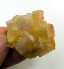 Fina Kubiska Gula Flourit Kristaller i formation 24,4 gram från Marocko