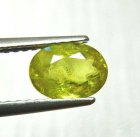 (bild för) Bra Pris FIn Lyster Gulgrön Sphene (Titianit) 1,06 carat Oval Slipad Mycket Fin Kvalitet från Madagaskar Köp Nu!