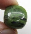 (bild för) Bra Pris Mycket Vacker Trumlad Polerad Grön Nefrit Jade 15-16 gram Bra Kvalitet & Färg från Pakistan Köp Nu!