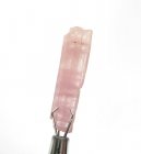 Bra Pris Rå Oslipad Rosa Turmalin 7,45 carat Naturlig Kristall från Kunar Afganistan Köp Nu!