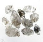 (bild för) Bra Pris Parti 10 st Äkta Oslipad Diamant Kvarts 22,07 carat Naturlig Kristall med Actinolit från Afganistan Köp Nu!