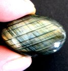 (bild för) Bra Pris Mycket Fin Kvalitet Regnbågs Lystrande Labradorit 41,11 carat Oval Cabochon Slipning Suverän Lyster & Färgspel från Madagaskar köp Nu!