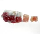 (bild för) Bra Pris Parti 3 st Rå Oslipad Fin Rosa Turmalin (Rubellit) 47 carat 2 st Naturlig Kristall + 1 st Kristall i Kvarts från Brasilien Köp Nu!