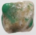 Intressant Trumlad Smaragd Malm 2-4 gram Grön i Vit Matrix