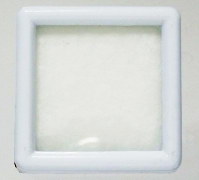 Bra Pris vit plast box 40x40x25 mm glaslock, extra hög för större ädelsten Köp Nu!