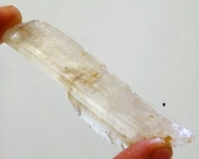 Bra Pris Mycket Stor Fin kvalitet Rosa-Gul Spodumen 140 carat Naturlig Kristall Transparent Perfekt Samlar Objekt från Afganistan Köp Nu!