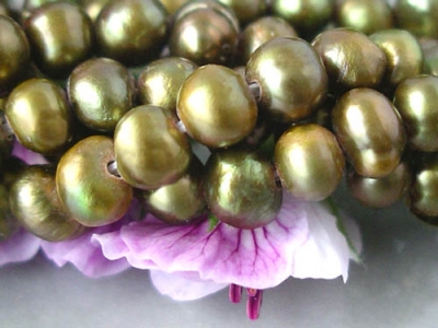 Skogsgulgröna Sötvattenspärlor Potatis 3-4 mm 37-39cm/str.