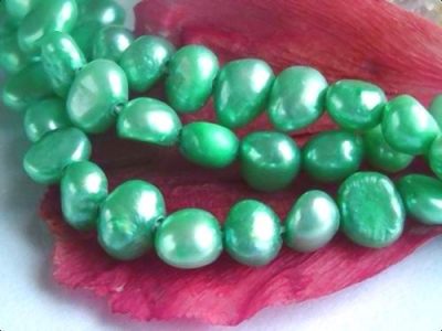 Green turquoise Freshwaterpearl Nugget 3-4 mm 37-39cm/str.