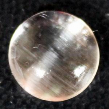 Bra Pris Mycket Sällsynt Skarpt Kattöga Skapolit 6,89 carat Rund Cabochon Slipning Bra Kvalitet & Form från Burma Köp Nu!