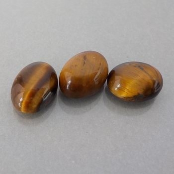 Good Price Parcel 3 pcs Very Nice Tiger´seye 4,69 carat Oval Cabochon Good Quality & Colour´s Pattern from India Purchase Now!
