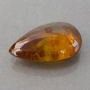 Bra Pris Mycket Sällsynt Gulaktigt Brun Sfalerit 4,43 carat Dropp Cabochon Slipning Mycket Bra Kvalitet från Spanien Köp Nu!