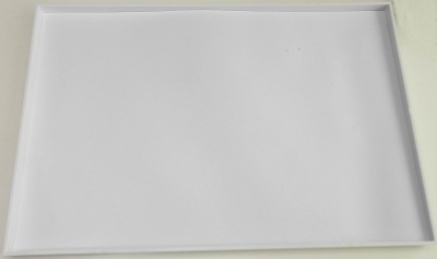 Bra Pris Snyggt sorteringsbord i vit plast ram 300x200 mm. Anpassat för att lägga papper inuti (ca A4). Köp Nu!