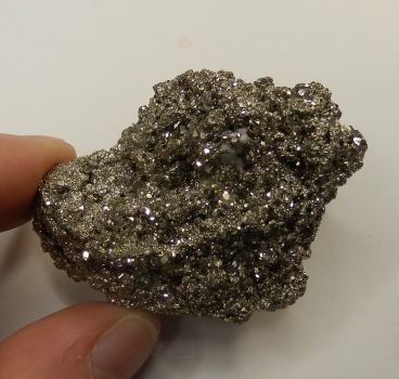 Bra Pris Klassiskt Samlarobjekt Massivt Stycke Pyrit (Svavelkis) 96,9 gram Naturlig Kristall Vacker Typisk Färg & Lyster från Peru Köp Nu!