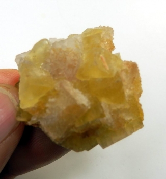 Bra Pris Snygg Kubisk Gul Flourit Kristall Formation 24,4 gram Mycket Fin Spännande Samlar Stuff från Marocko Köp Nu!