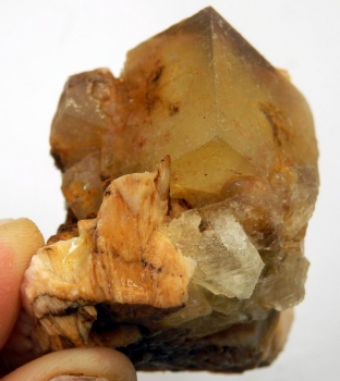 Bra Pris Snygg Kubisk Gul Flourit Kristall Formation 72,8 gram Mycket Fin Spännande Samlar Stuff från Marocko Köp Nu!