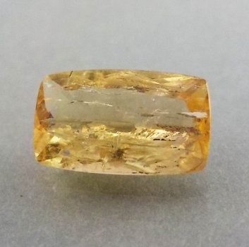 Bra Pris Sällsynt Äkta Obehandlad Imperial Orange Topas 1,99 carat Kudd Slipad fr Ouro Preto, Minas Gerais, Brazil Köp Nu!