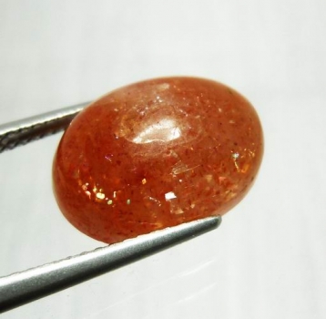 Bra Pris Sällsynt Orange "Konfetti" Solsten 6,29 carat Oval Cabochon Fin Lyster fr Afrika Köp Nu!