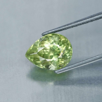 Bra Pris Mycket Sällsynt Amblygonit 2,01 carat Dropp Slipning Spännade Samlarsten från Brasilien Köp Nu!