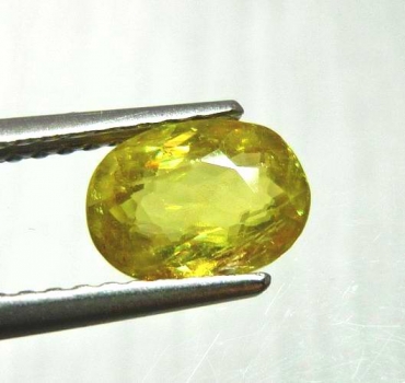 Bra Pris FIn Lyster Gulgrön Sphene (Titianit) 1,16 carat Oval Slipad Mycket Fin Kvalitet från Madagaskar Köp Nu!
