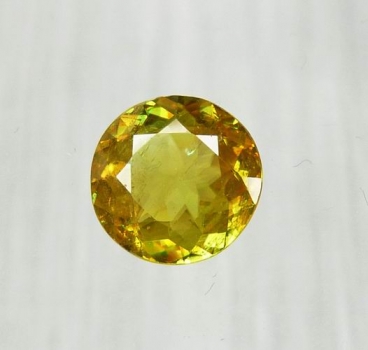 Bra Pris Topp Lyster Gulgrön Sphene (Titianit) 0,76 carat Rund Slipad Mycket Fin Kvalitet från Madagaskar Köp Nu!