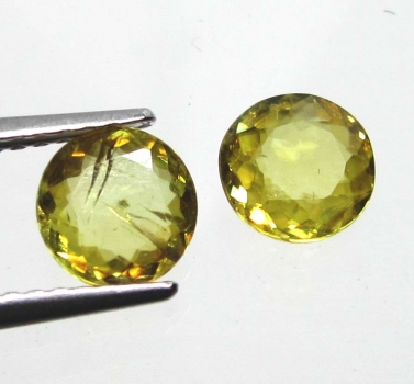 Bra Pris Parti 2 st Lystrande Gulgrön Sphene (Titianit) 1,43 carat Rund Slipad Mycket Fin Kvalitet från Madagaskar Köp Nu!