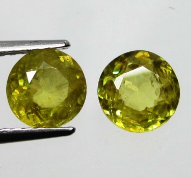 Bra Pris Parti 2 st Lystrande Gulgrön Sphene (Titianit) 1,66 carat Rund Slipad Mycket Fin Kvalitet från Madagaskar Köp Nu!