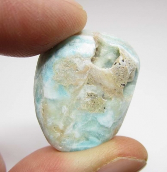 Bra Pris Mycket Fin Sällsynt Blå Aragonit 19,85 gram Trumlad Intressant Utseende från Pakistan Köp Nu!