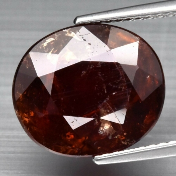 Bra Pris Rödaktigt Orange Spessartit Granat 8,75 carat Oval Slipning från Namibia Köp Nu!