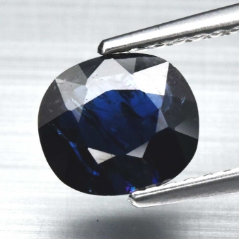 Bra Pris Obehandlad Sällsynt Vacker Djup Blå Safir 1,32 carat Kudd Slipning från Madagaskar Köp Nu!