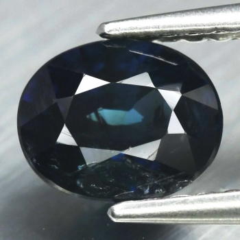 Bra Pris Obehandlad Sällsynt Vacker Djup Blå Safir 1,18 carat Oval Slipning från Madagaskar Köp Nu!