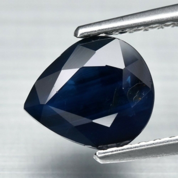 Bra Pris Certifierad Obehandlad Djup Blå Safir 1,53 carat Dropp Slipning Fin Kvalitet från Nigeria Köp Nu!