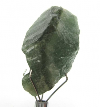 Bra Pris Rå Oslipad Grön Turmalin 39,59 carat Naturlig Kristall från Kunar Afganistan Köp Nu!