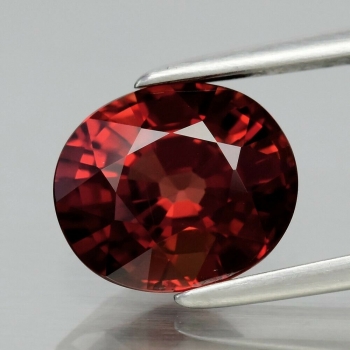 Bra Pris Certifierad Mycket Sällsynt Malaya Granat 2,78 carat Oval Slipning Topp Kvalitet&Färg från Tanzania Köp Nu!