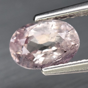Bra Pris Mycket Fin Ljus Rosa Safir 0,97 carat Oval Slipning Fin Kvalitet & Lyster från Afrika Köp Nu!