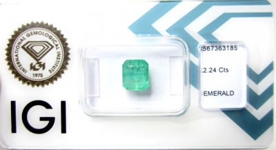 Bra Pris Certified Sällsynt Etiopisk Topp Grön Smaragd 2,24 carat Oktagon Slipning Mycket Fin Kvalitet & Lyster Köp Nu!
