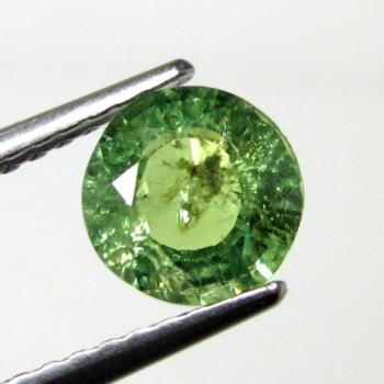 Bra Pris Mycket Fin Kvalitet Sällsynt Gulaktigt Grön Demantoid Granat 0,98 carat Rund Slipad Topp Lyster från Namibia Köp Nu!