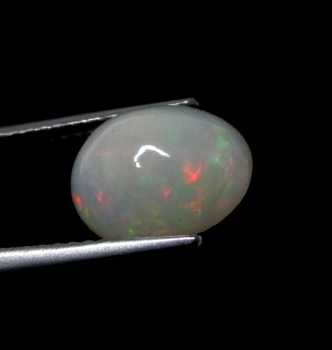 Bra Pris Topp Lyster Etiopisk Opal 1,58 carat Oval Cabochon Slipning Mycket Fin Kvalitet Köp Nu!