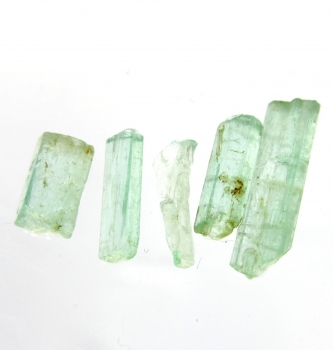 Bra Pris Parti 5 st Rå Sällsynt Blåaktigt Grön Smargad Kristall 3,58 carat Naturlig Kristall Transparent-Transl. Afghan Köp Nu!