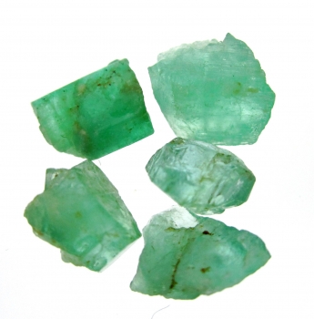 Bra Pris Parti 5 st Rå Sällsynt Blåaktigt Grön Smargad Kristall 6,23 carat Naturlig Kristall Transparent-Transl. Afghan Köp Nu!