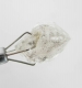 Bra Pris Äkta Oslipad Diamant Kvarts 6,98 carat Naturlig Kristall med Actinolit från Afganistan Köp Nu!