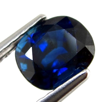 Bra Pris Obehandlad Sällsynt Mycket Vacker Djup Kungsblå Safir 1,01 carat Kudd Slipning Mycket Bra Kvalitet & Färg från Afrika Köp Nu!