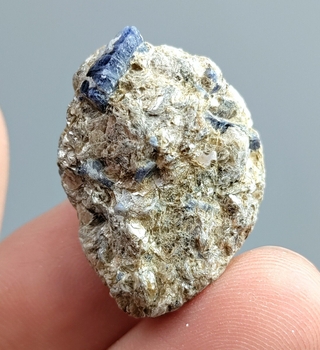 Bra Pris Mycket Fin Specimen Tvåfärgad Safir 51,38 carat Naturliga Mindre Kristaller i Glimmer Matrix från Kashmir Pakistan Köp Nu!