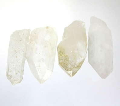 Bra Pris Parti 4 st Rå Oslipad Äkta Bergkristall (Färglös Kvarts) 226 carat Naturlig Terminerad Kristall Fin Kvalitet från Brasilien Köp Nu!