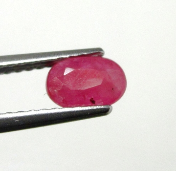 Good Price Very Nice Pinkish Red - Purple Red Ruby 0,71 carat Oval Cut Nice Luster & Price Worthy Quality from Madagascar Purchase Now!