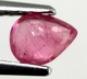 Bra Pris Mycket Fin Rosaaktigt Röd - Purpur Röd Rubin 0,37 carat Dropp Slipad Fin Lyster & Prisvärd Kvalitet från Madagaskar Köp Nu!