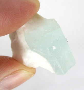 Bra Pris Snygg Specimen Blå-Blågrön Akvamarin 52,09 carat Naturlig Välformad Kristall i Matrix (Fältspat) från Skardu Pakistan Köp Nu!