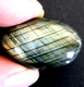 Bra Pris Mycket Fin Kvalitet Regnbågs Lystrande Labradorit 41,11 carat Oval Cabochon Slipning Suverän Lyster & Färgspel från Madagaskar köp Nu!