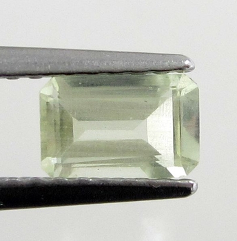 Bra Pris Mycket Vacker Gulaktig Grön Heliodor (Beryll) 0,49 carat Oktagon Slipning Fin Kvalitet fr Madagaskar Köp Nu!